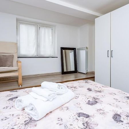 Apartment Adorno 2 - Affitti Brevi Italia جنوة المظهر الخارجي الصورة