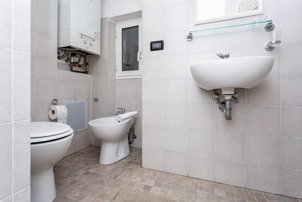 Apartment Adorno 2 - Affitti Brevi Italia جنوة المظهر الخارجي الصورة
