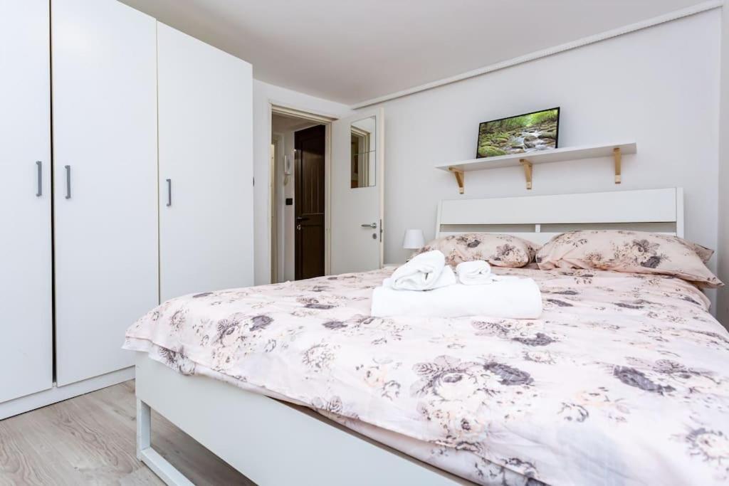 Apartment Adorno 2 - Affitti Brevi Italia جنوة المظهر الخارجي الصورة